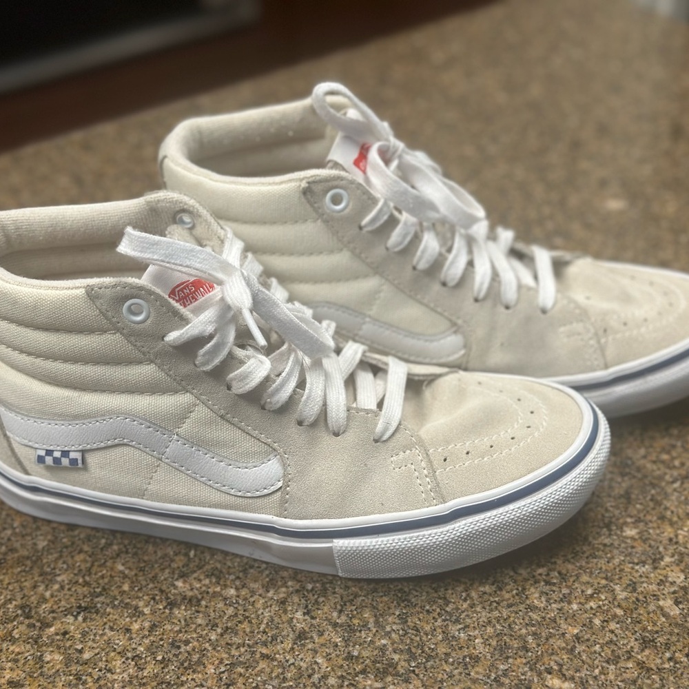 Vans High-Top Sneakers in Cream and White with Blue Accents - Suede